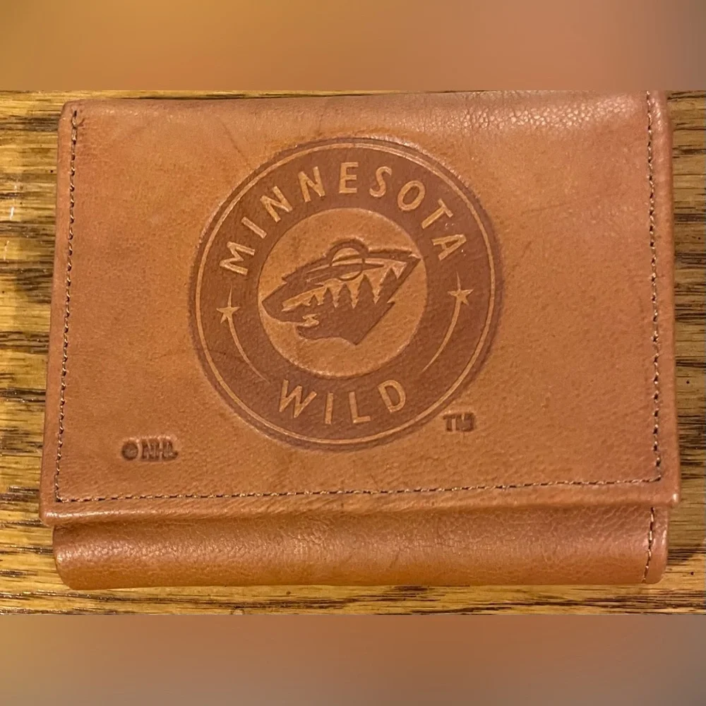 EUC Minnesota Wild NHL leather wallet, tri-fold, X card slots/bill compartment